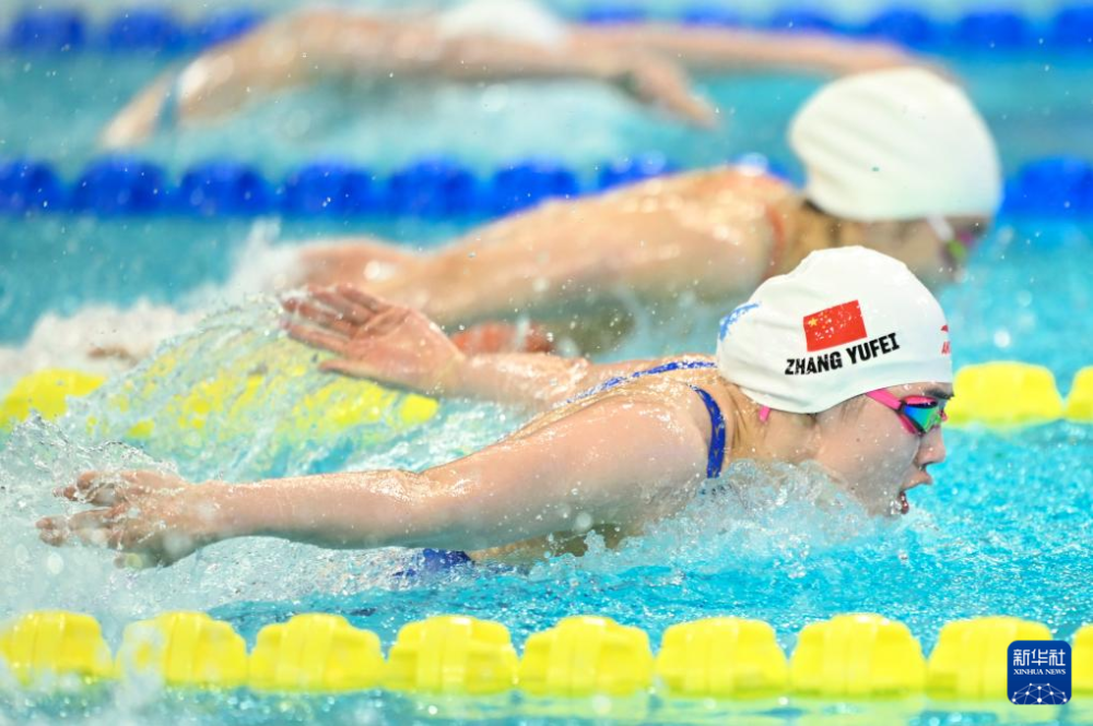 爱游戏app-喀麦隆选手创造历史夺得游泳比赛银牌(喀麦隆选手创造历史夺得游泳比赛银牌的是谁?)