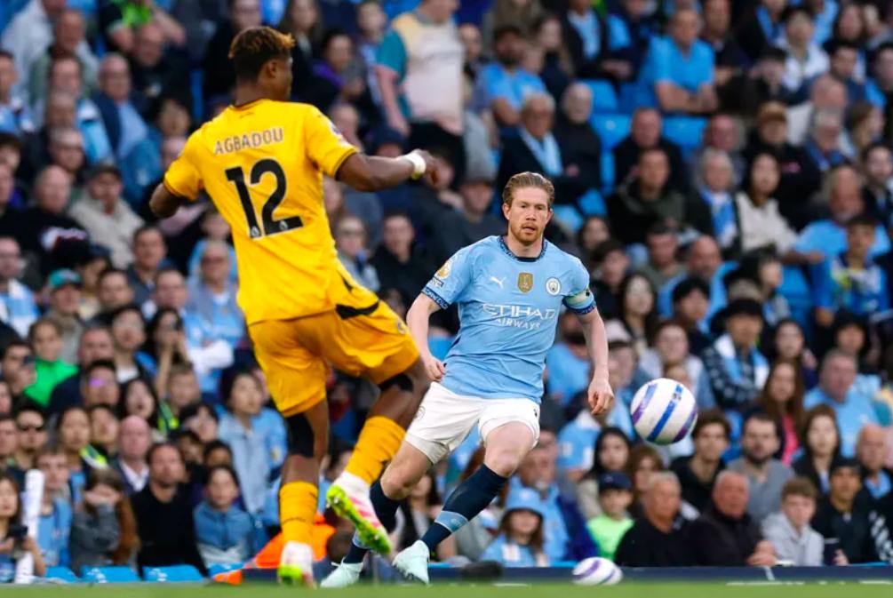 爱游戏入口-包含曼城连胜止步，客场-平狼队的词条