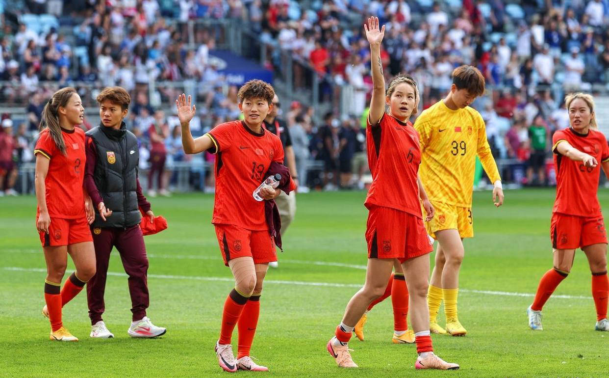 女足国际友谊赛场上,中国队实力夺目(女足国际友谊赛场上,中国队实力夺目的是谁) 女足国际友谊赛场上,中国队实力夺目(女足国际友谊赛场上,中国队实力夺目的是谁)