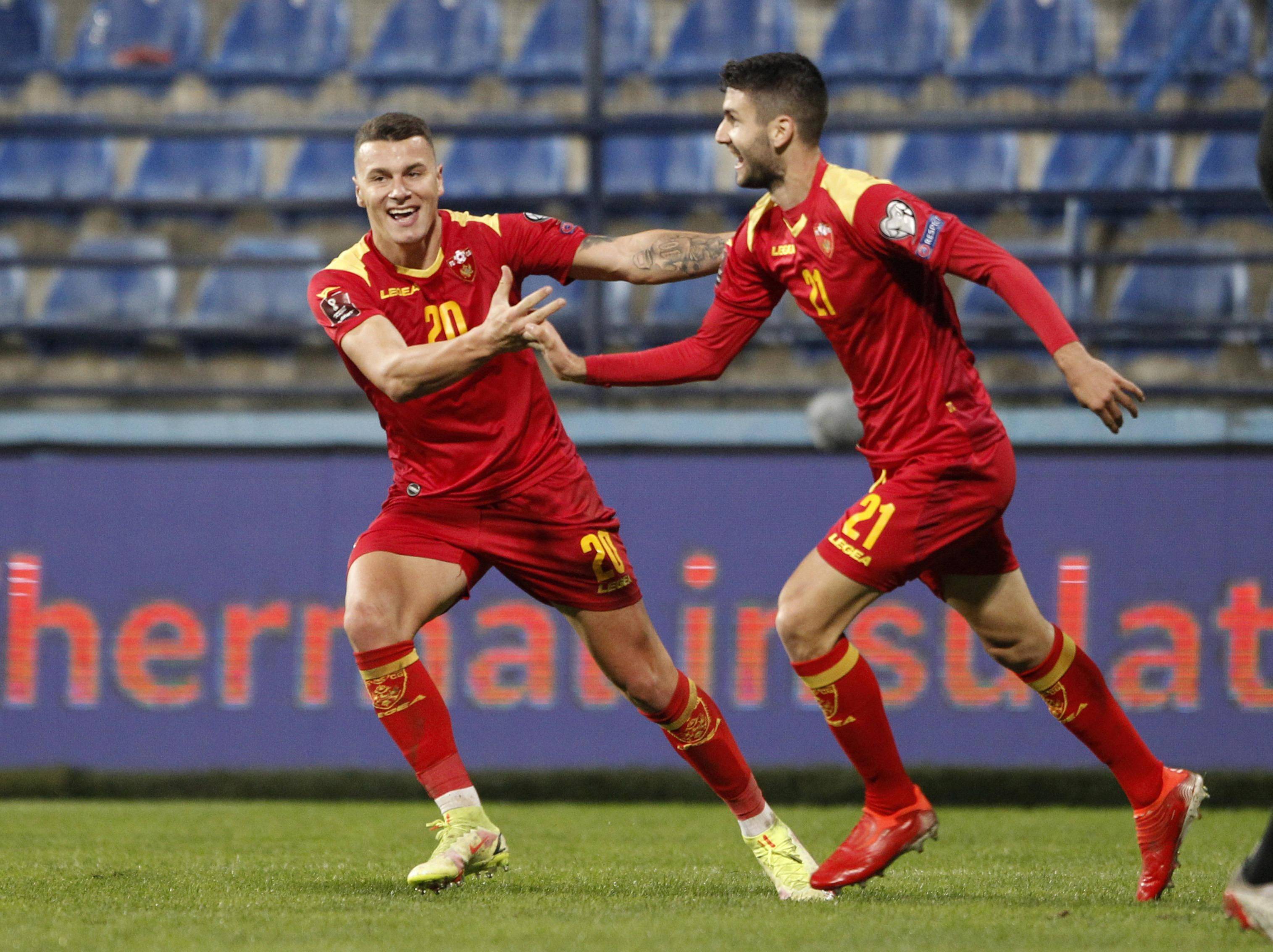 冰岛队惨遭淘汰国际足球失利