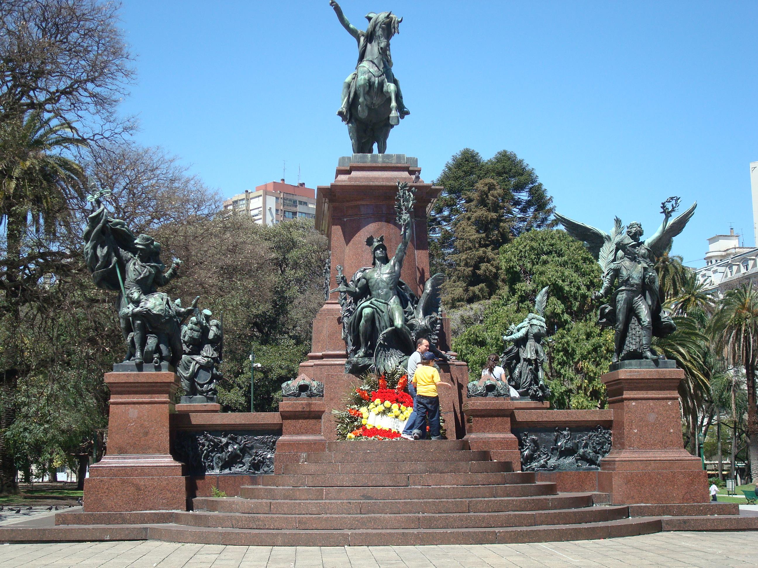 爱游戏官网入口-布宜诺斯艾利斯独立技战术演练密集，冲刺冠军全力以赴的简单介绍