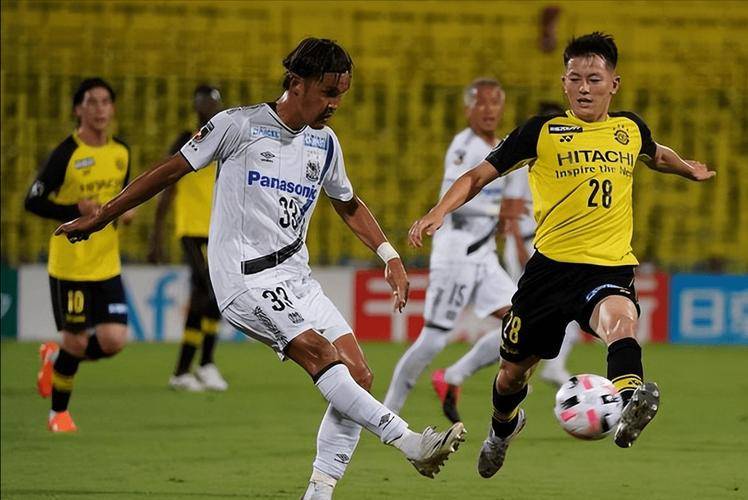 关于鹿岛鹿角进攻端火力强劲，欲破蒙特雷防线的信息