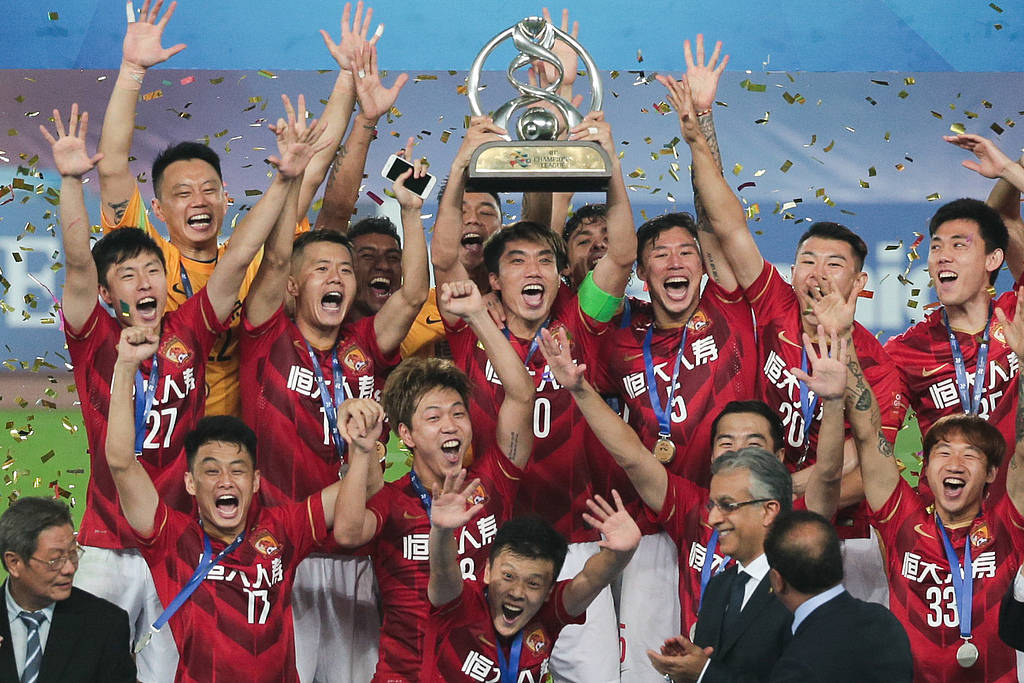 凭借一波广州队,亚冠成功破门,现场球迷泪目的简单介绍 凭借一波广州队,亚冠成功破门,现场球迷泪目的简单介绍