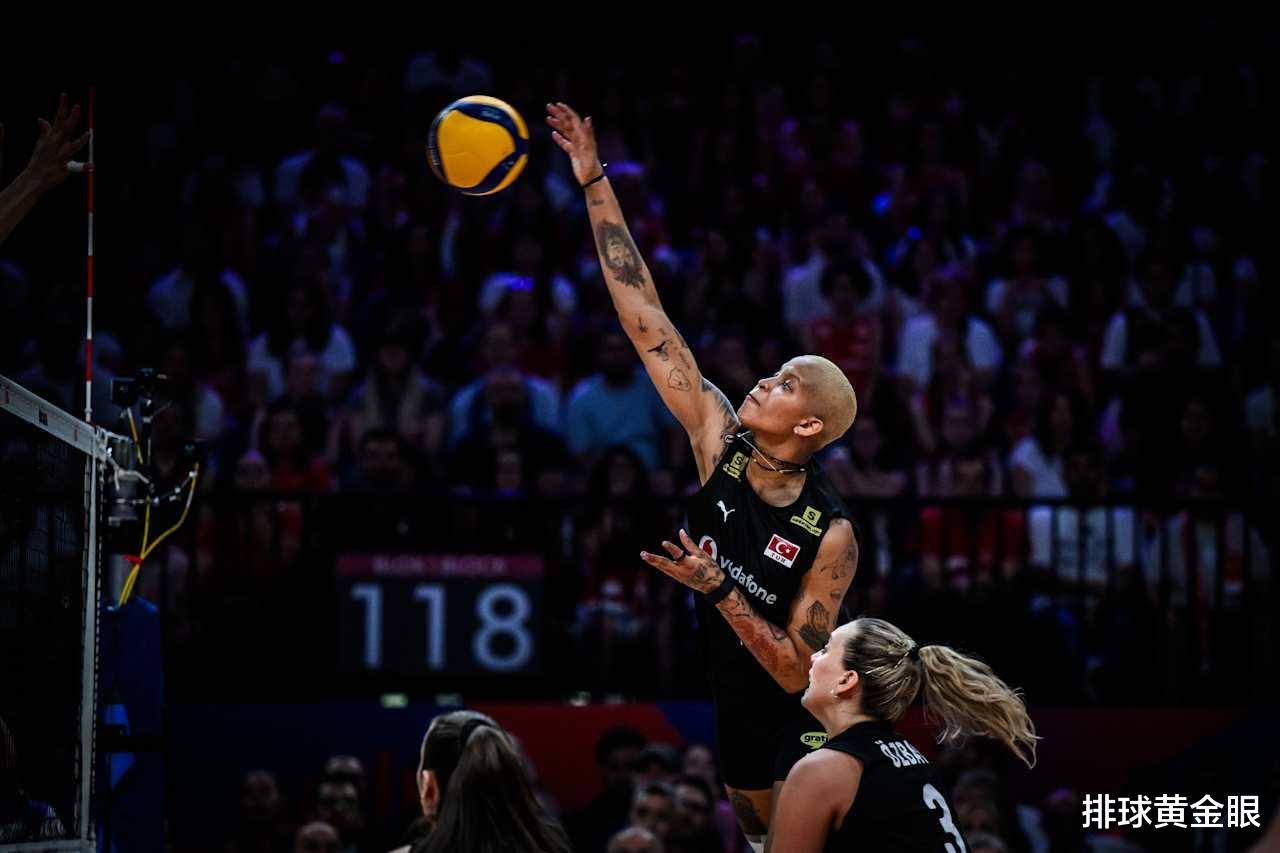 意大利再胜再次领跑小组积分的简单介绍