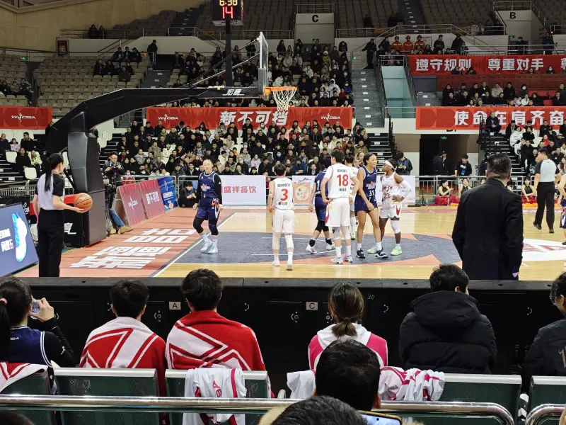 爱游戏亚洲官网-关于浙江队客场对抗山东，外援组合发威赢得比赛关键的信息