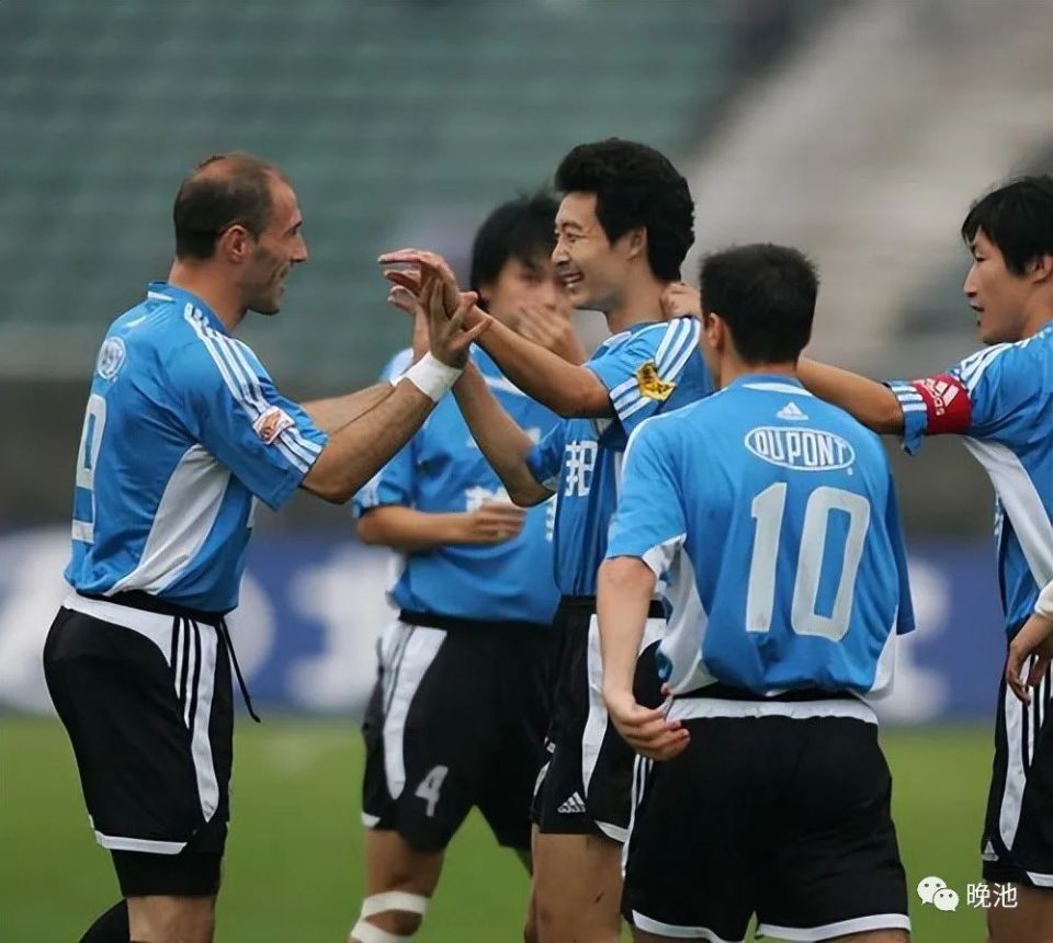 包含重庆力帆主场负于广州富力，实力悬殊！的词条