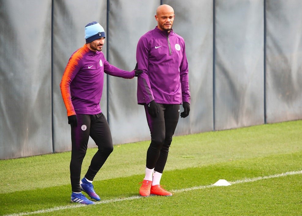 沙尔克绝杀对手,全队助攻火力全开 沙尔克绝杀对手,全队助攻火力全开