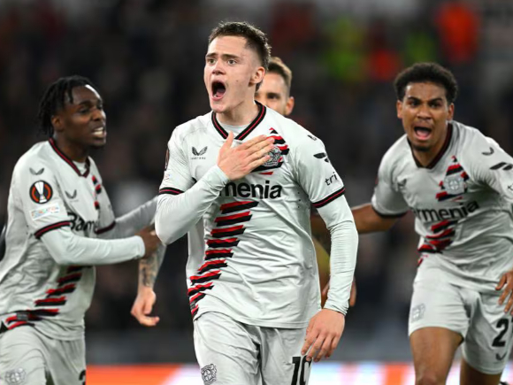 爱游戏官网-勒沃库森客场击败对手，豪取三分