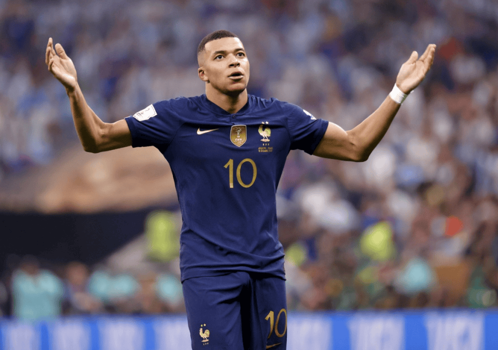 关于法国足球队实力逐渐稳固,备受关注的信息 关于法国足球队实力逐渐稳固,备受关注的信息