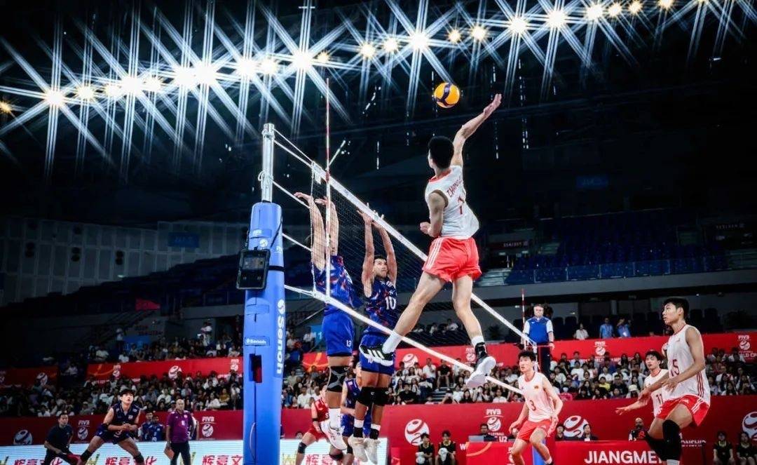 赛场上的辉煌瞬间,代代传承 赛场上的辉煌瞬间,代代传承