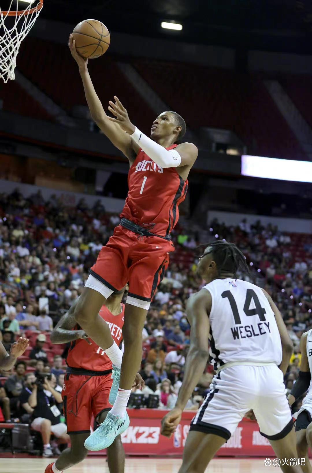 爱游戏网页版入口-关于火箭主场逆转勇士，系列赛2-2平的信息