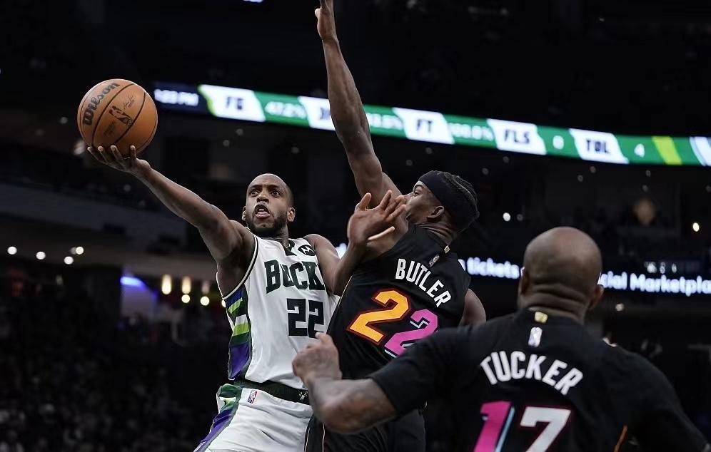 爱游戏官网网页版入口-沃克突破砍下40分，凯尔特人胜雄鹿