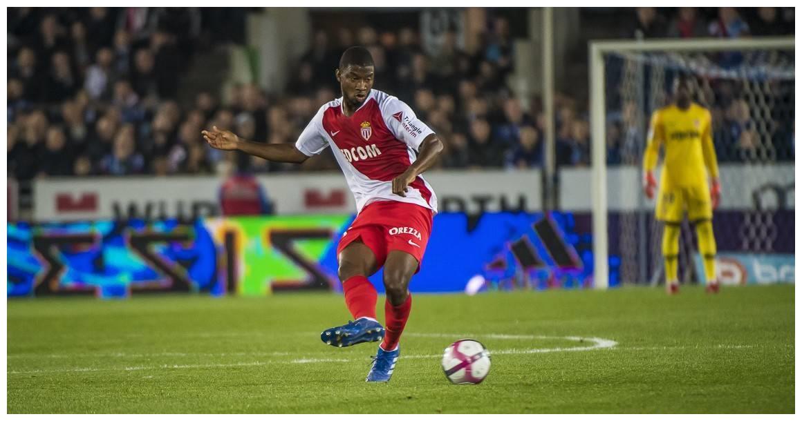 爱游戏体育下载-罗马球员回顾法甲比赛，总结经验教训