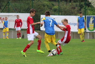 爱游戏体育直播-利物浦新援首秀引期待，世俱杯表现备受关注